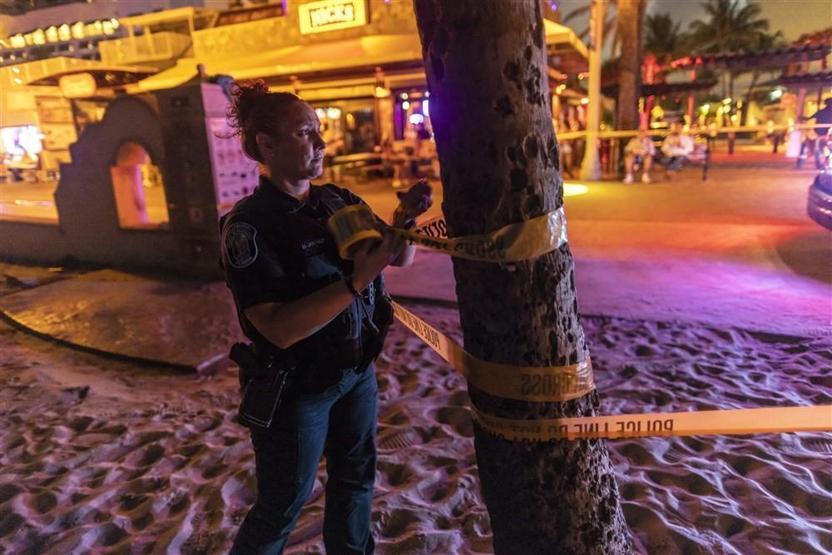 Florida sahilinde silahlı saldırı: 4’ü çocuk 9 yaralı