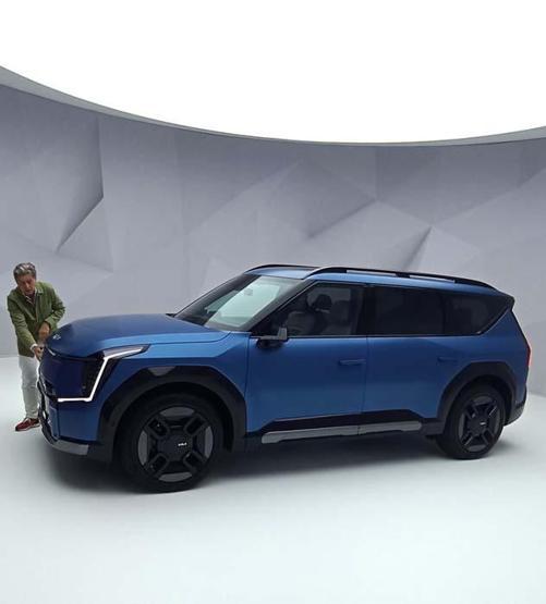 Kia elektrikli ”EV9”un örtüsünü açtı