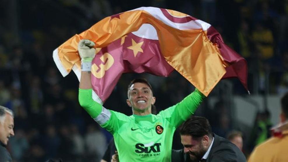 Şampiyon Galatasaraya dev gelir İşte kasaya girecek rakam...