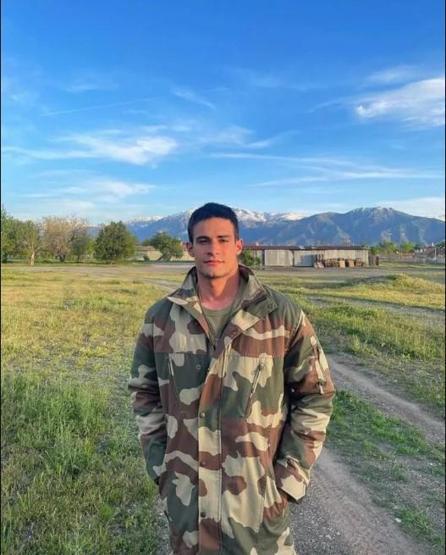 Aşk-ı Memnunun Bülenti Batuhan Karacakaya asker oldu
