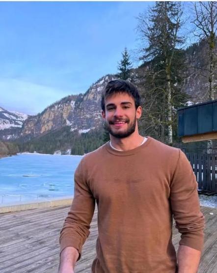 Aşk-ı Memnunun Bülenti Batuhan Karacakaya asker oldu