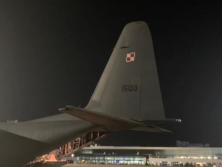 Polonyadan Moldovaya 6 uçak dolusu silah ve mühimmat