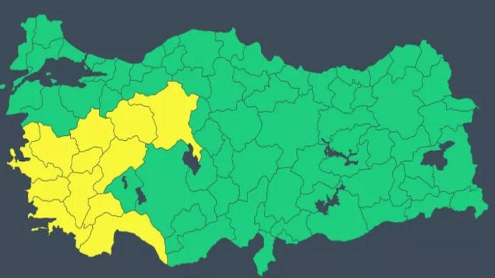 Meteorolojiden yeni hava durumu raporu: 12 kentte kuvvetli yağış alarmı