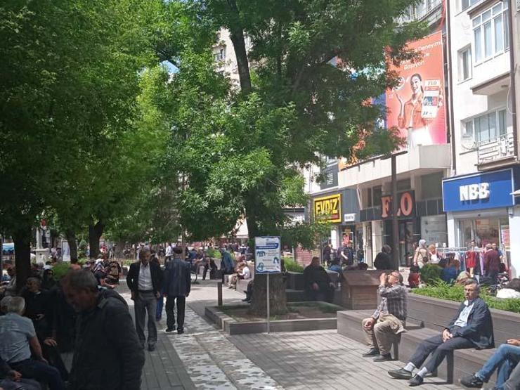 Haziran güneşini görenler dışarı akın etti
