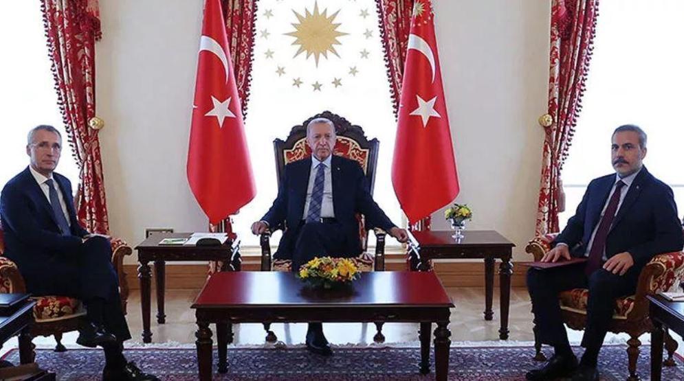 Dünyanın gözü İstanbuldaki görüşmedeydi: Dolmabahçede Hakan Fidanlı NATO zirvesi...