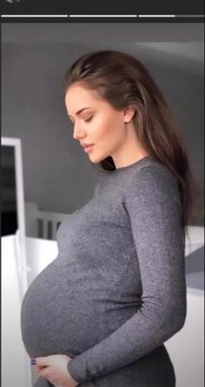 Fahriye Evcen yeni yaşını kutladı