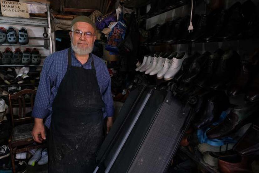 Mesleğin son temsilcisi zamana direniyor