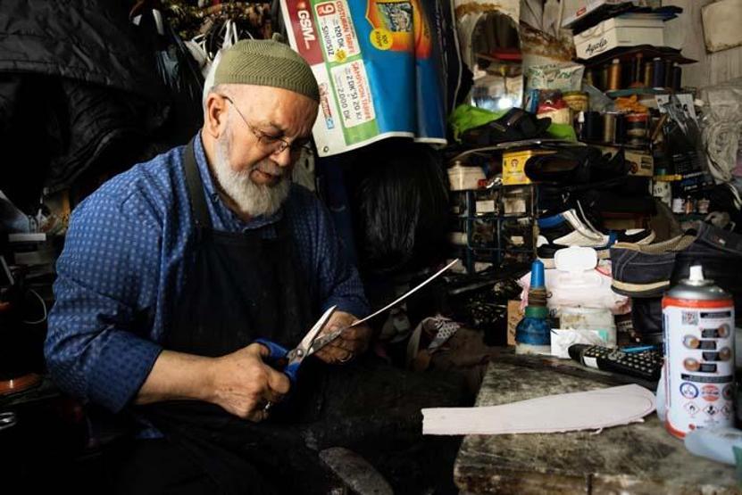 Mesleğin son temsilcisi zamana direniyor