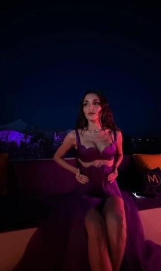 Hande Erçelden Cannes pozları