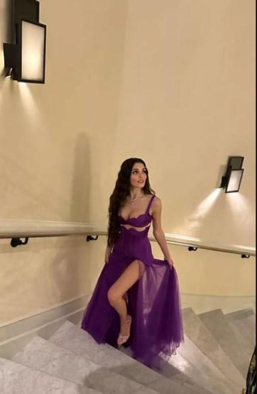 Hande Erçelden Cannes pozları