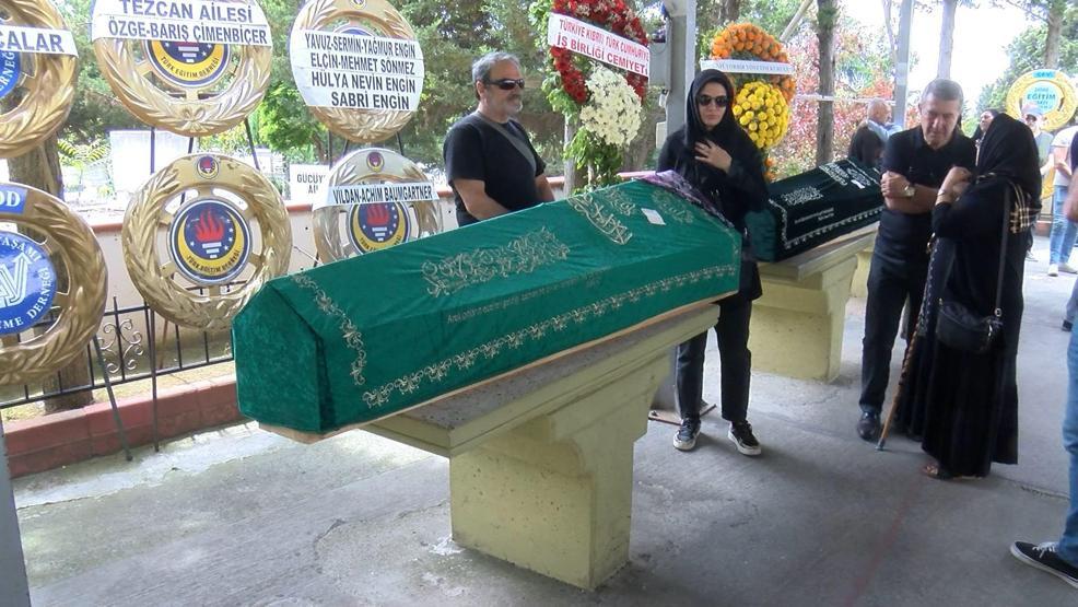 Şarkıcı ve oyuncu Yıldız Tezcan son yolculuğuna uğurlandı