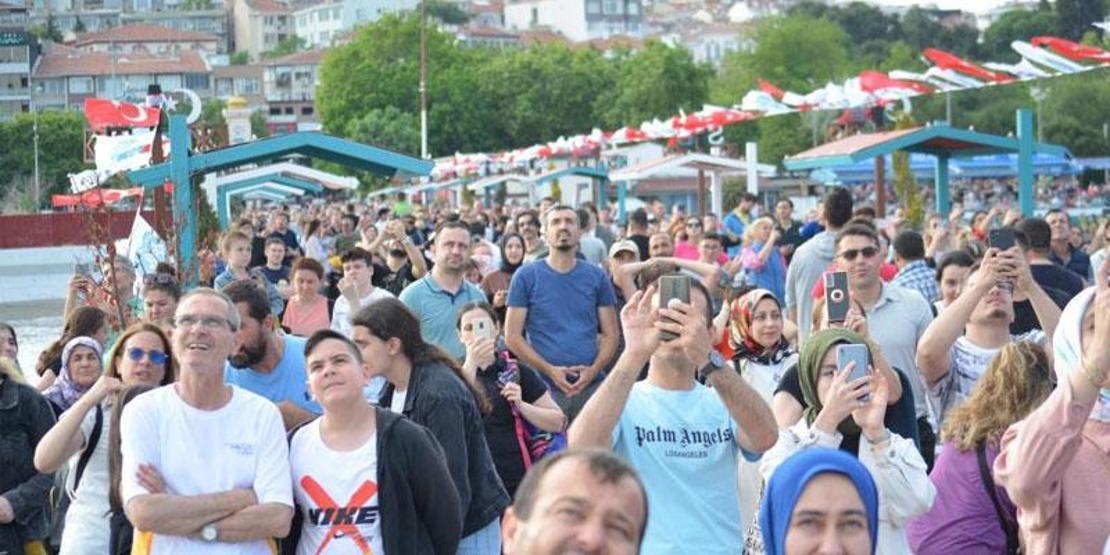 Heyecan dolu anlar: SOLOTÜRKten nefes kesen gösteri