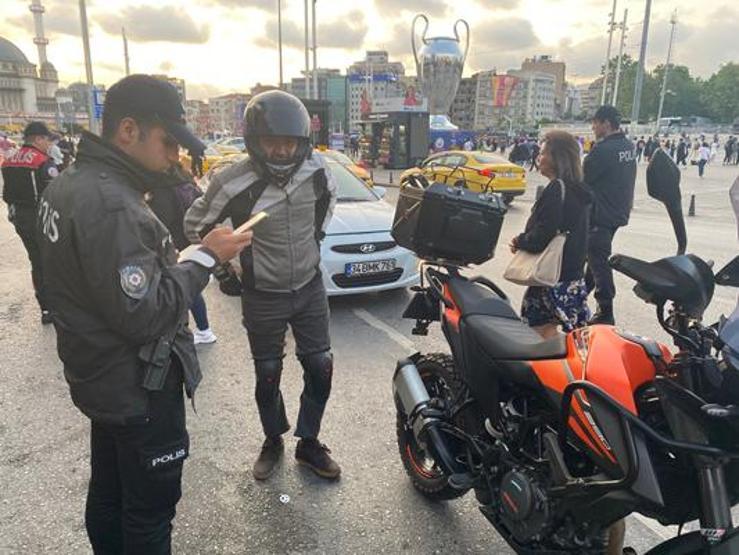 İstanbul Emniyetinden Huzur İstanbul denetimi