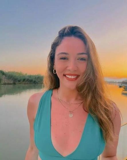 Voleybolcu Zehra Güneş, son pozlarıyla ortalığı yıktı