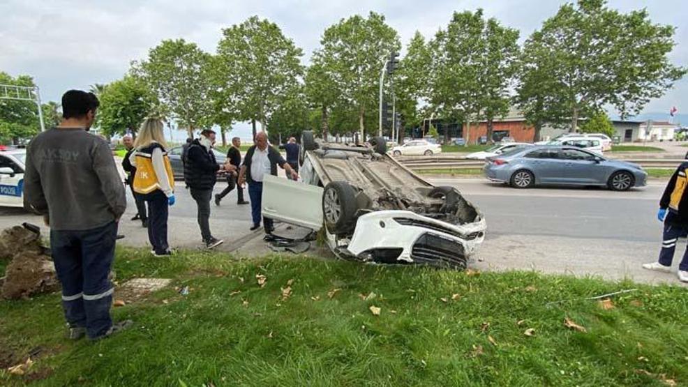 Bu otomobilden burnu kanamadan çıktı