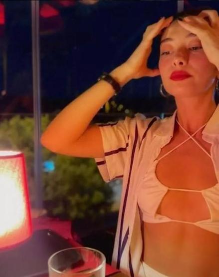 Neslihan Atagülün iddialı tarzı gündem oldu
