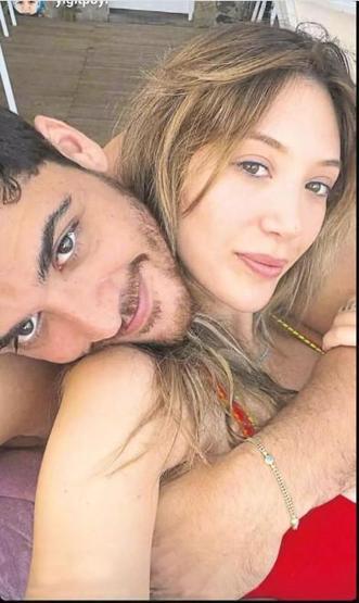 Yasmin Erbil ve Yiğit Poyrazın aşk tatili