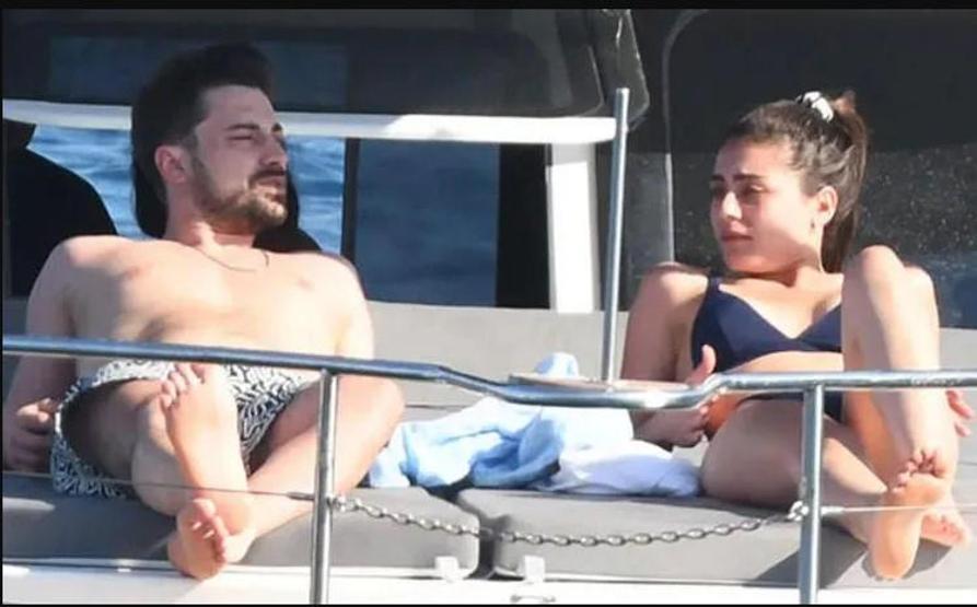 Aşıklar tekne tatilinde Sıla Türkoğlu ile Alp Navruz böyle görüntülendi