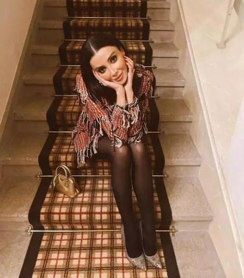 Özge Ulusoy, Çeşmede şov yaptı
