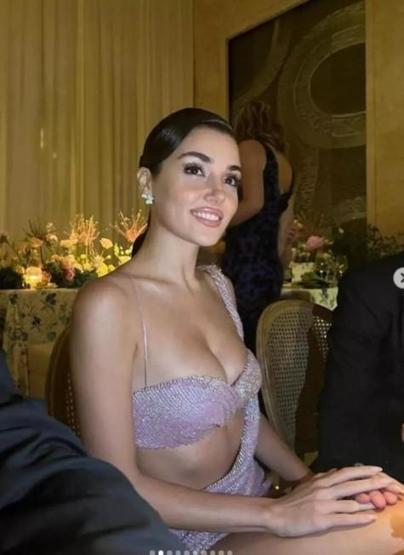 Hande Erçel ile Hakan Sabancıdan ilk paylaşım geldi