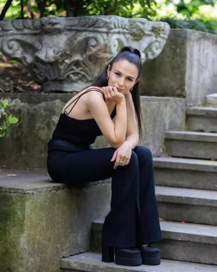Selin Yeninciden yaz pozu