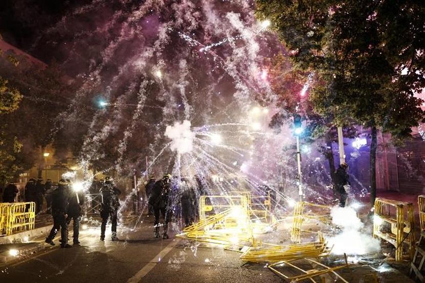 Gözler Fransada Tansiyon yükseliyor: Gözaltı sayısı arttı...