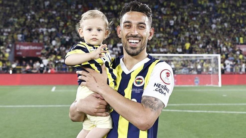 Beşiktaştan çifte bomba Bir Galatasaraydan bir Fenerbahçeden...