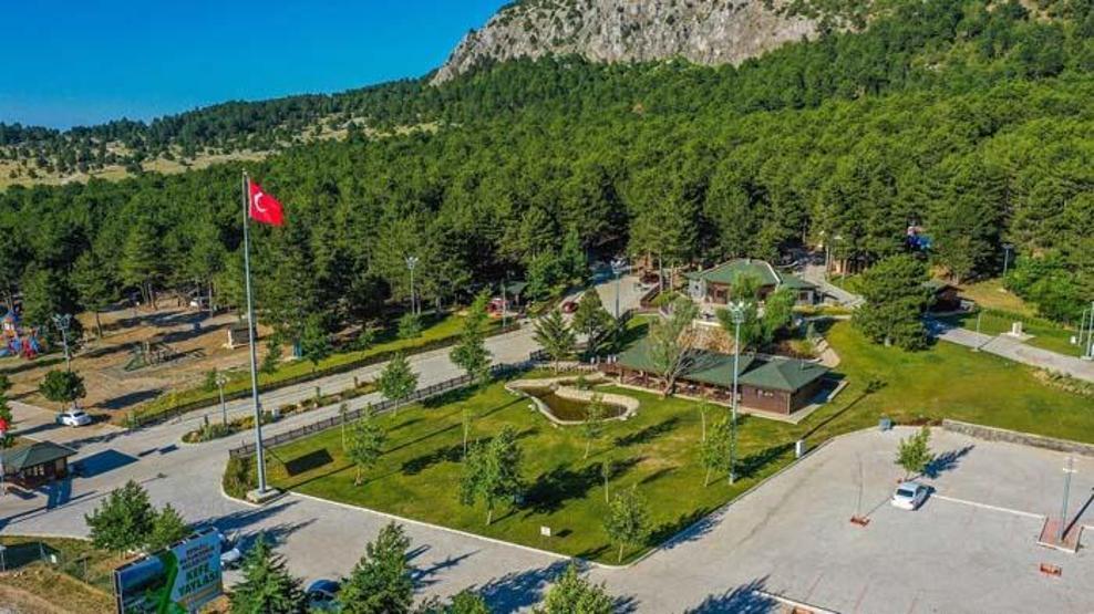 Doğasıyla cezbeden Kefe Yaylası misafirlerini bekliyor