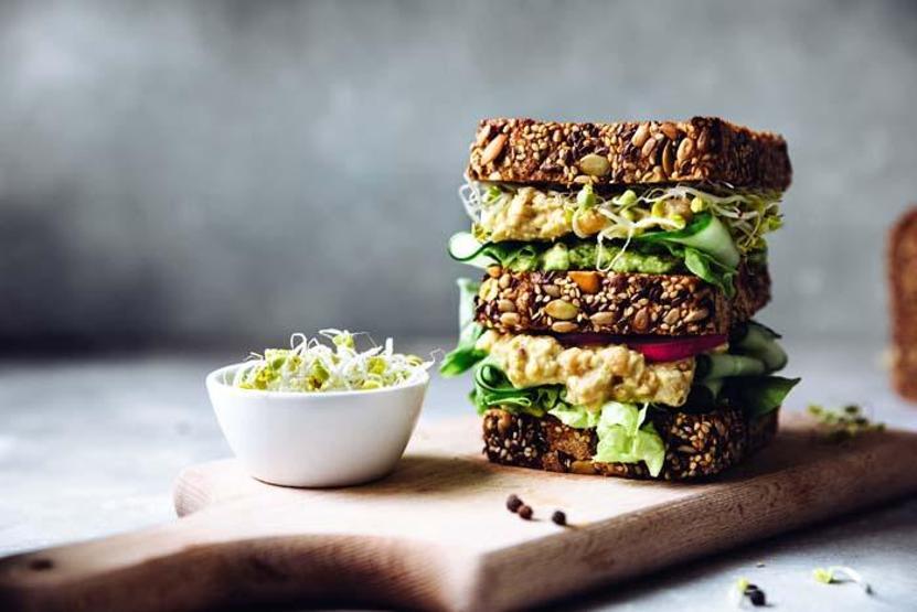 Uzman isimden vegan beslenme uyarısı: B12 eksikliğini artırdı
