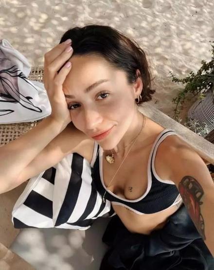Murat Dalkılıçtan Zeynep Bastıka: Mutlu musun benden daha zengin olduğuna