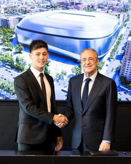 Arda Gülerin Real Madriddeki forma numarası belli oldu