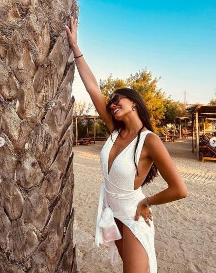 Demet Özdemirin tatil karelerine beğeni yağdı