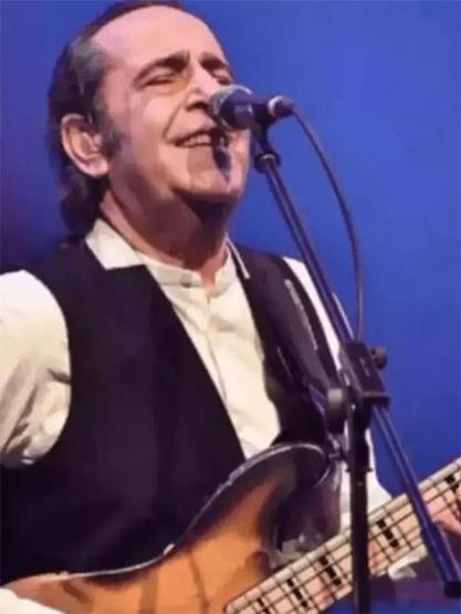 Mazhar Alanson, Özkan Uğuru anlatırken gözyaşlarını tutamadı