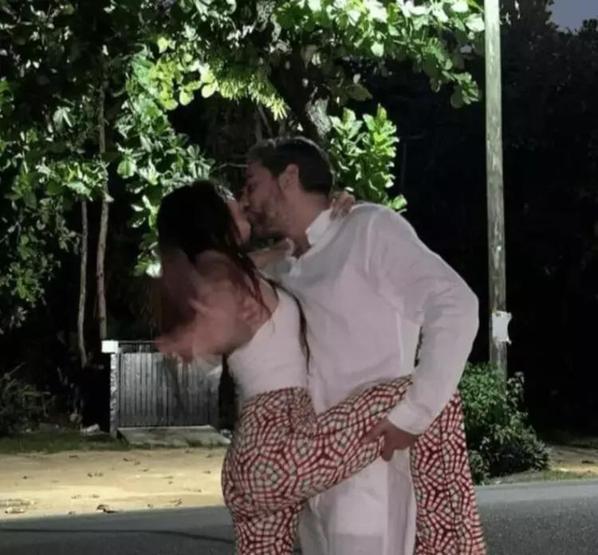 Neslihan Atagül ve Kadir Doğuludan yıl dönümü kutlaması