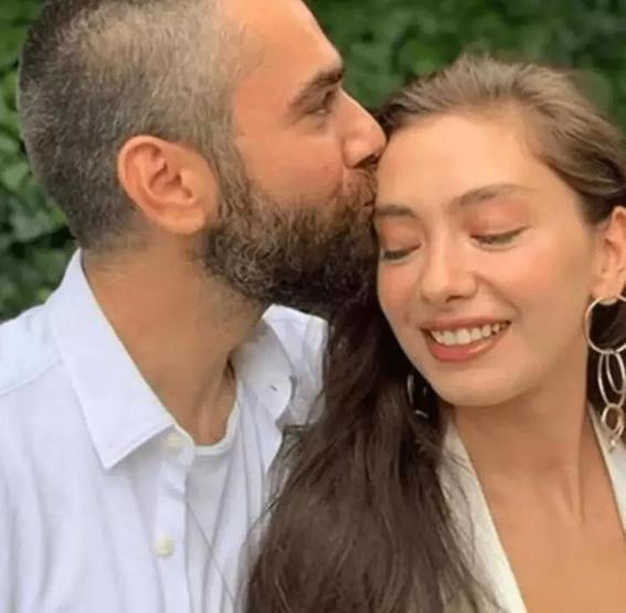 Neslihan Atagül ve Kadir Doğuludan yıl dönümü kutlaması