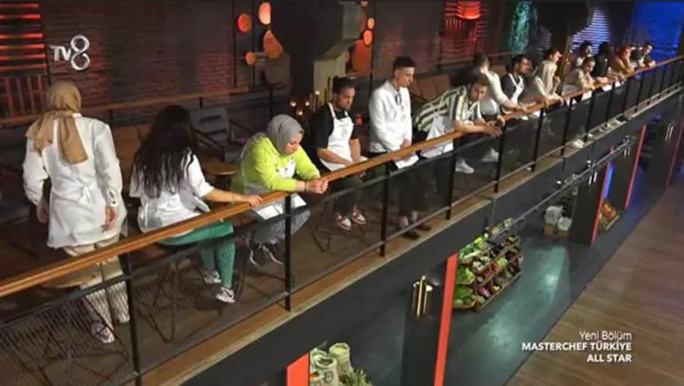 Mehmet Şef sinirlendi yarışmacıları kulise gönderdi Var mı başka babayiğit