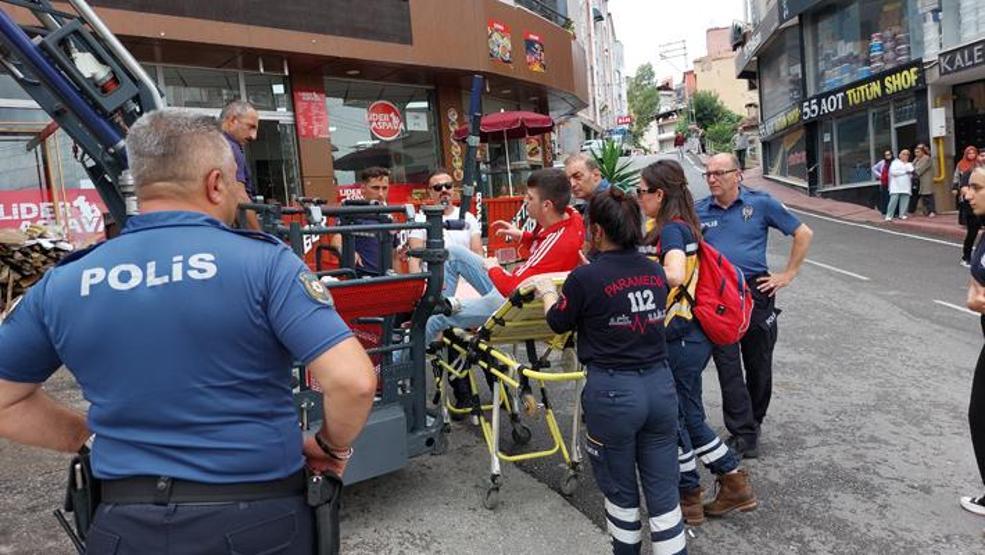 Samsunda akılalmaz olay Arkadaşlarından kurtulmak için 4. kattan atladı