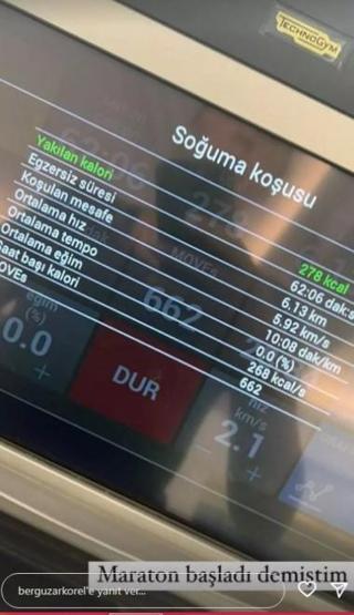 Bergüzar Korel yoğun iş temposunun ardından tatilde