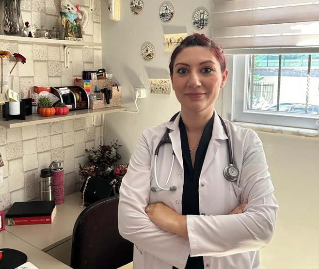 Kızamık vakaları İstanbulda bu bölgelerde arttı Kızamık geçiren çocukta beyin iltihabı riski Uzmanı uyardı: Okullar açılınca bulaş daha da artacak