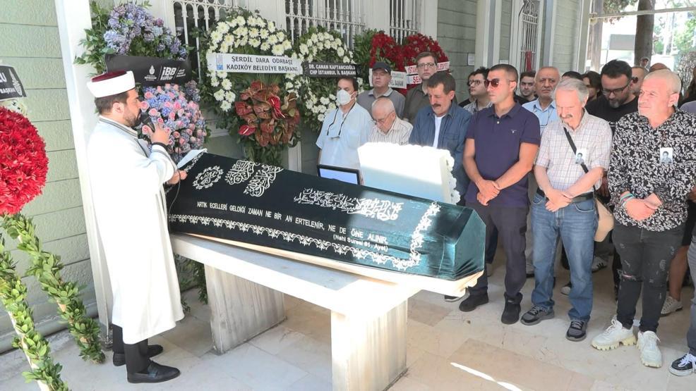 Sanatçı Tanju Tuncel son yolculuğuna uğurlandı “Böyle bir ölümü hak etmedi”
