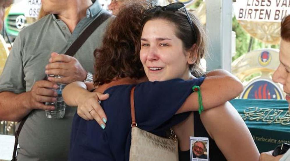 Sanatçı Baha Boduroğlu son yolculuğuna uğurlandı