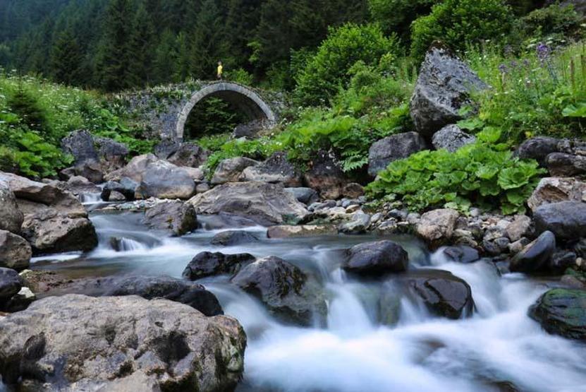 Santa Harabeleri tarihi ve doğal güzellikleriyle göz kamaştırıyor