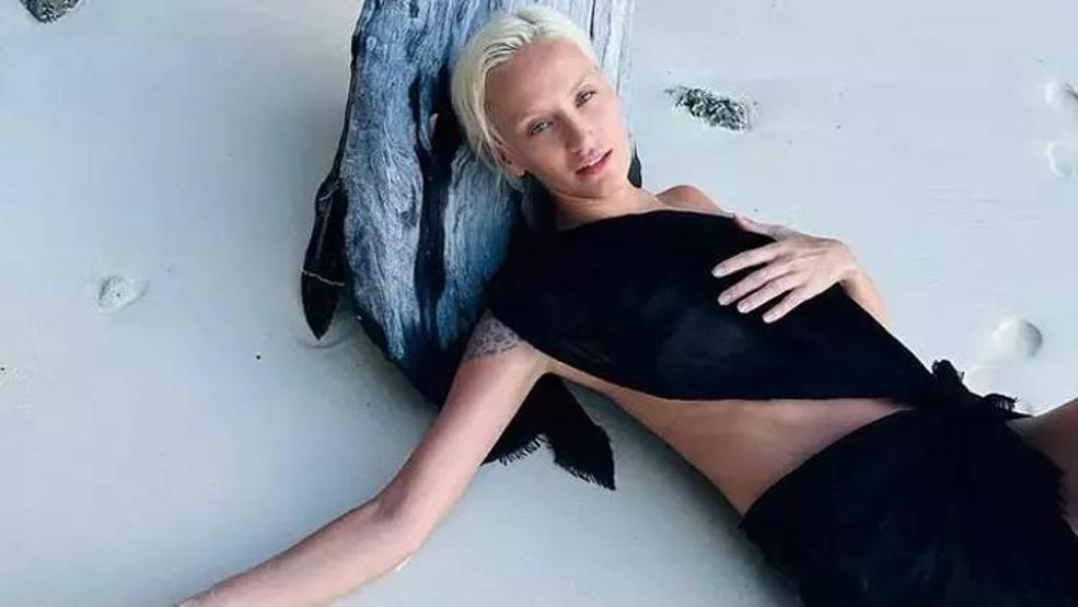 Didem Soydandan olay poz Sülalem rahat