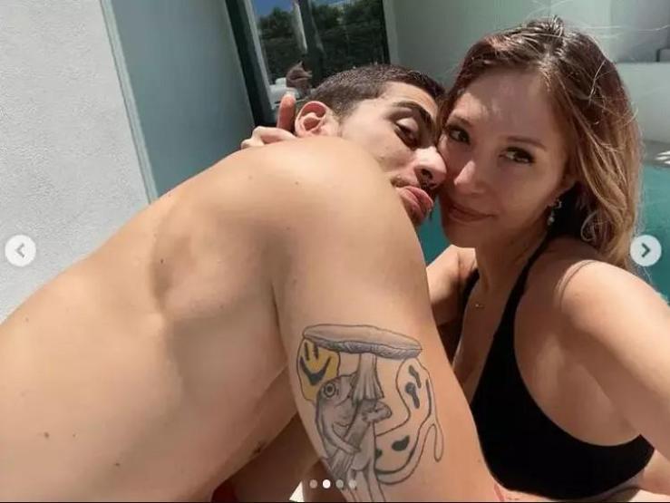 Yasmin Erbil ve Yiğit Poyraz aşka geldi