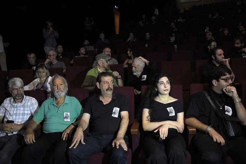 Senarist Safa Önal son yolculuğuna uğurlandı