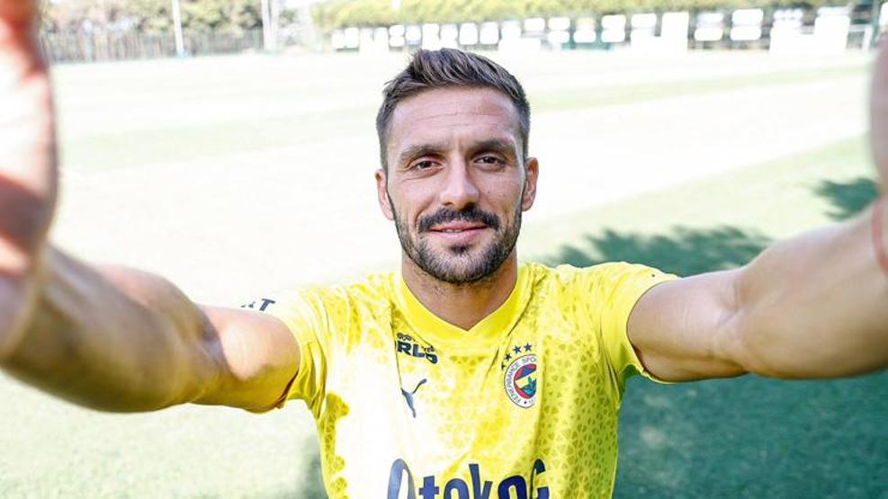 Tete Fenerbahçe için İstanbula geldi