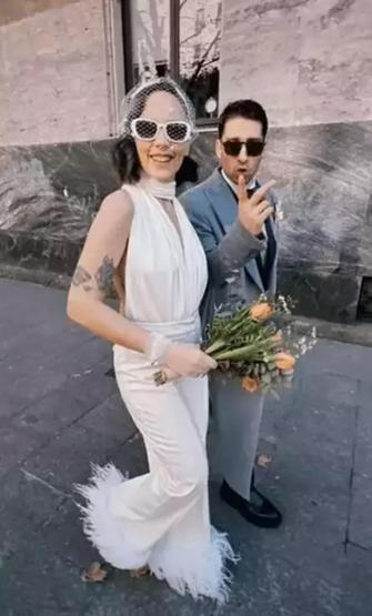 Bora Akkaş ve kızı Suzandan ilk kare