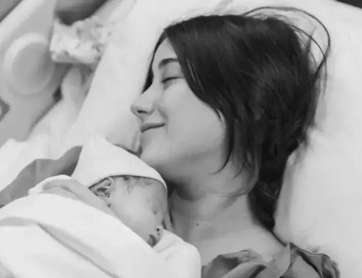 Hazal Kaya o sözlere tepki gösterdi: Lütfen kadınlara şunu demeyin