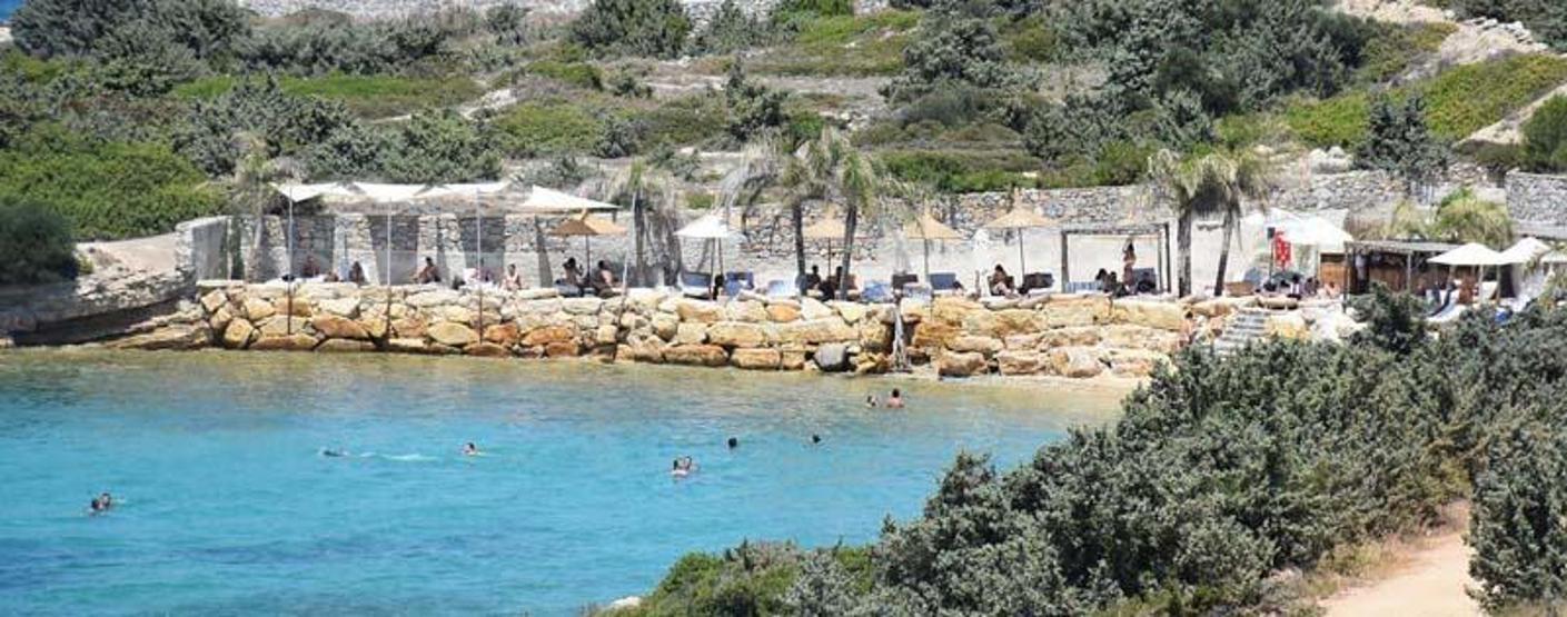Havlunu al da gel protestolarının hedefi beach clublara giriş, 300 TLden başlıyor