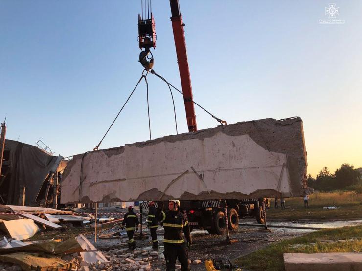 Ukrayna kentlerine geniş çaplı hava saldırısı: 3 ölü